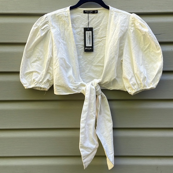 Nasty Gal Tops - Nasty Gal White Tie-Front Puff Sleeve Top